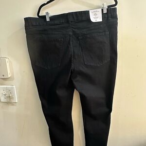 Women's Black Jeans